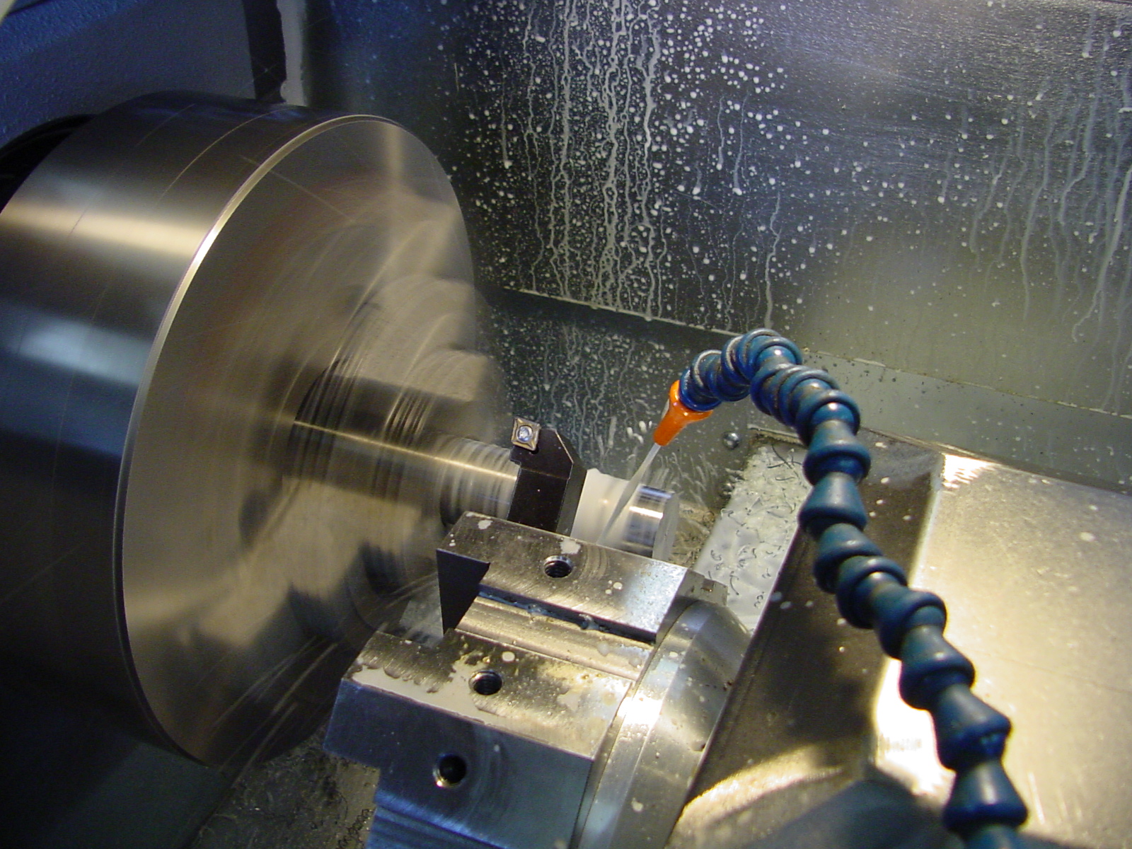 Innovative research on metal cutting technology in machinery manufacturing